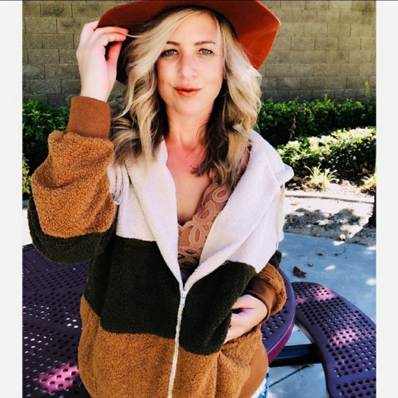 Nwt Poodle Oversized fur zip-up hoodie - Picture 7 of 8